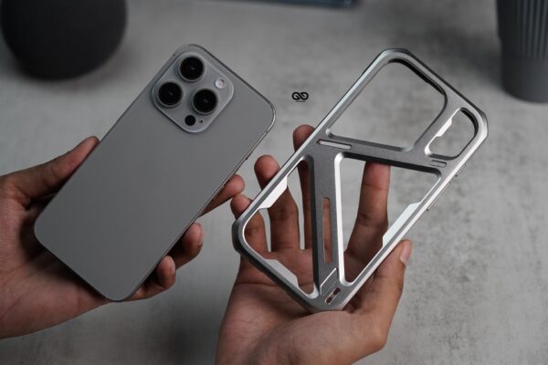 Titanium Shield Pro Bumper For iPhone - Image 4