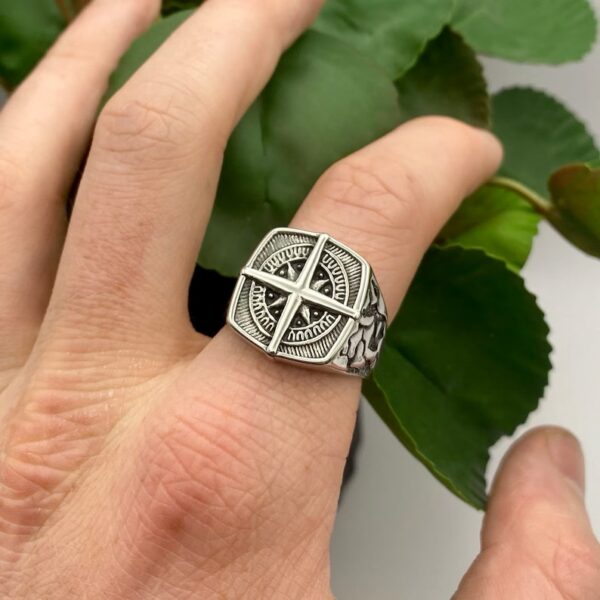 Silver Compass Signet Ring - Stainless Steel Arrow Band - Statement Viking Signet Ring - Mens Nautical Silver Jewellery - Mens Diamond Ring